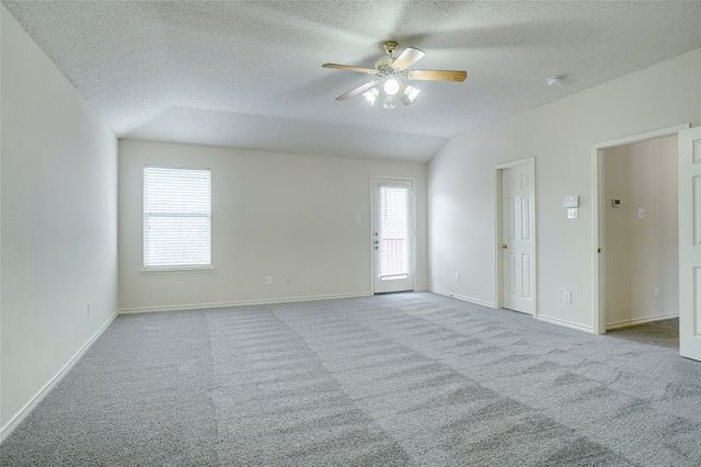 105 N Laurel Springs Drive, Desoto, TX 75115