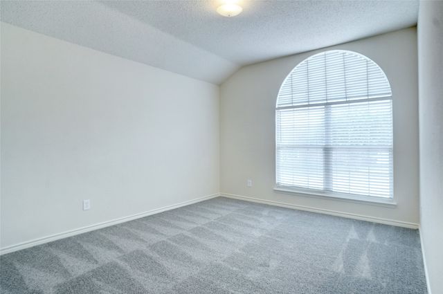 105 N Laurel Springs Drive, Desoto, TX 75115