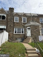 4721 C ST, Philadelphia, PA 19120