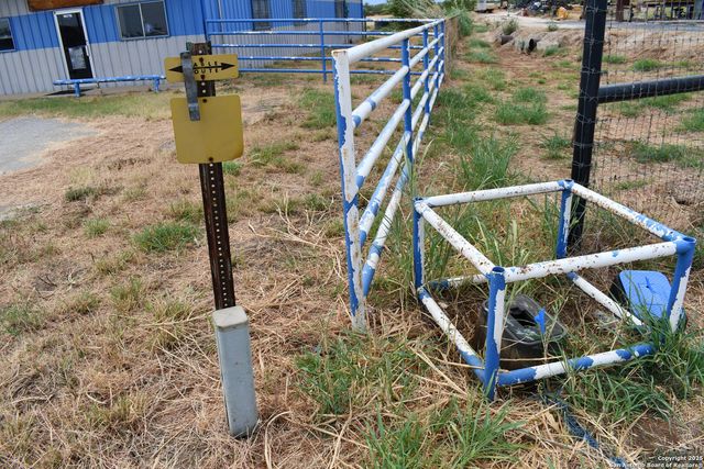 16776 S IH 35, Dilley, TX 78017