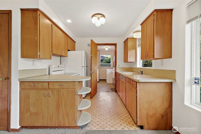 815 10th Street NE, Auburn, WA 98002