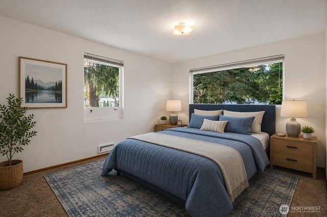 815 10th Street NE, Auburn, WA 98002