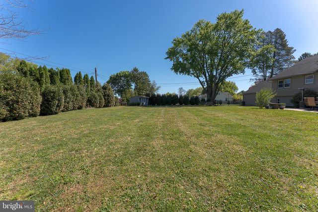 1547 MARLBORO RD, West Chester, PA 19382