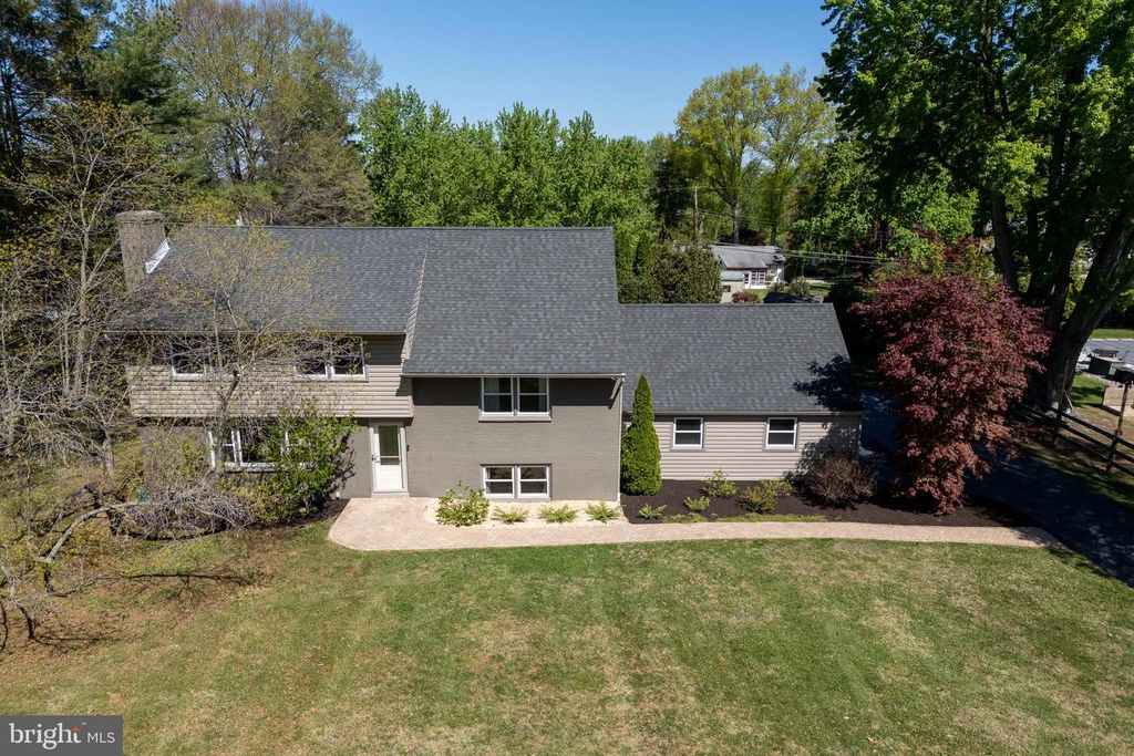 1547 MARLBORO RD, West Chester, PA 19382
