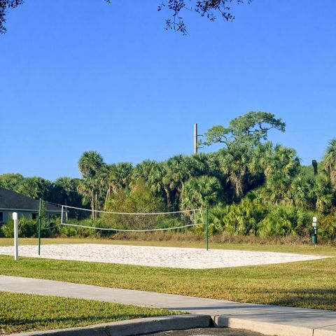 8782 Waterstone Boulevard, Fort Pierce, FL 34951