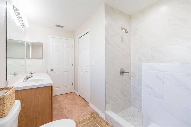 7939 MERCHANTVILLE CIRCLE, Zephyrhills, FL 33540