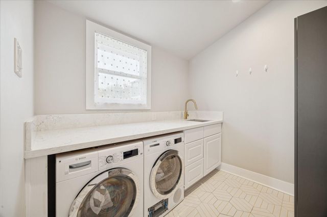 3006 Houston Avenue, Houston, TX 77009