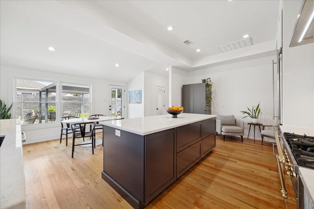 3006 Houston Avenue, Houston, TX 77009