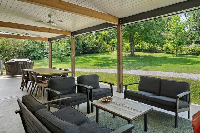 2219 Dearborn Dr, Nashville, TN 37214
