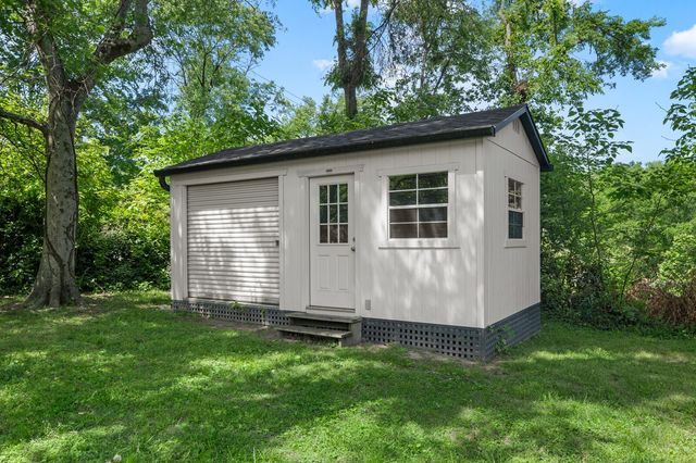 2219 Dearborn Dr, Nashville, TN 37214