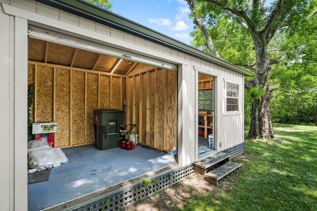 2219 Dearborn Dr, Nashville, TN 37214