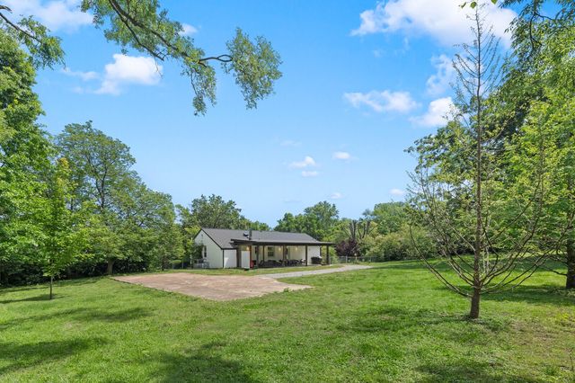 2219 Dearborn Dr, Nashville, TN 37214
