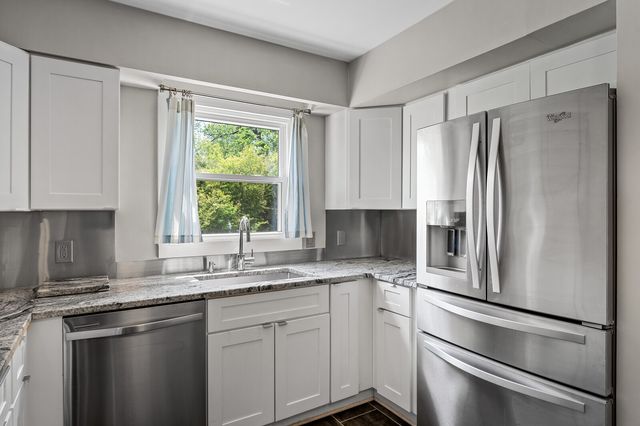 2219 Dearborn Dr, Nashville, TN 37214
