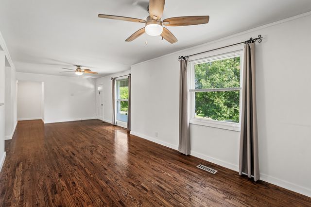2219 Dearborn Dr, Nashville, TN 37214