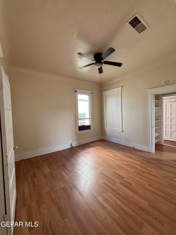 1931 Arizona Avenue A, El Paso, TX 79902