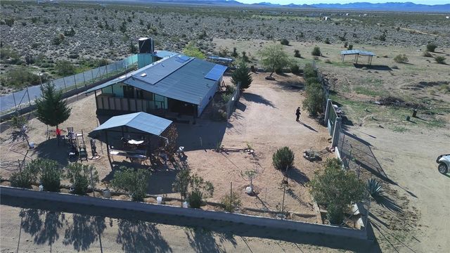 7610 6th Street, Dolan Springs, AZ 86441