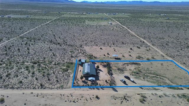 7610 6th Street, Dolan Springs, AZ 86441