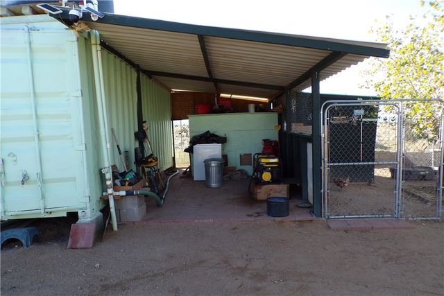 7610 6th Street, Dolan Springs, AZ 86441