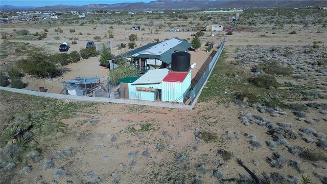 7610 6th Street, Dolan Springs, AZ 86441