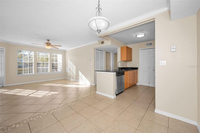 3304 HAVILAND COURT 103, Palm Harbor, FL 34684