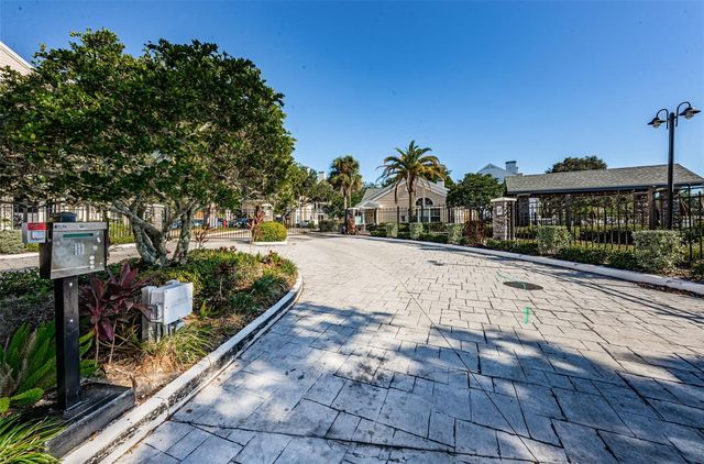 3304 HAVILAND COURT 103, Palm Harbor, FL 34684