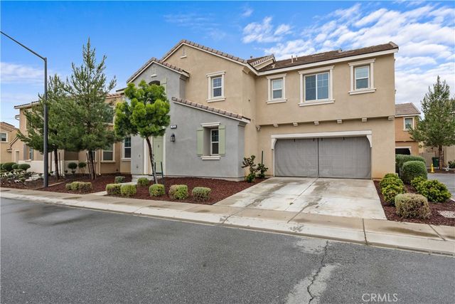 921 Bluebell, Beaumont, CA 92223