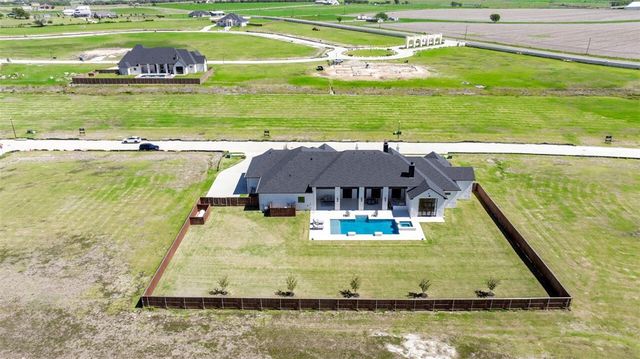 134 Sunflower Street, Lorena, TX 76655