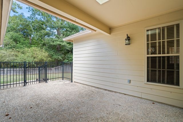 24 Fleur De Lis, Hattiesburg, MS 39402
