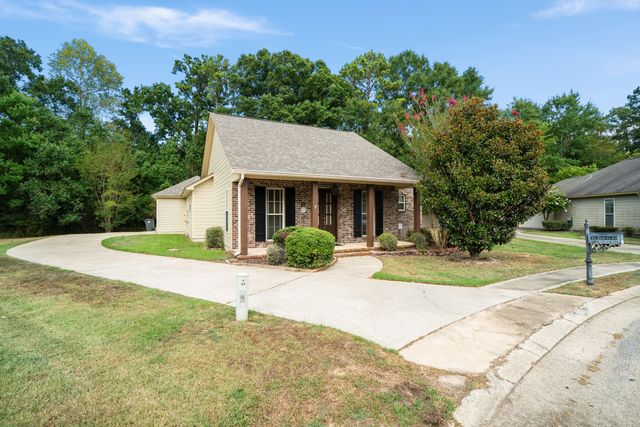 24 Fleur De Lis, Hattiesburg, MS 39402