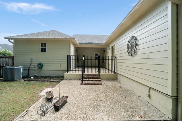 24 Fleur De Lis, Hattiesburg, MS 39402