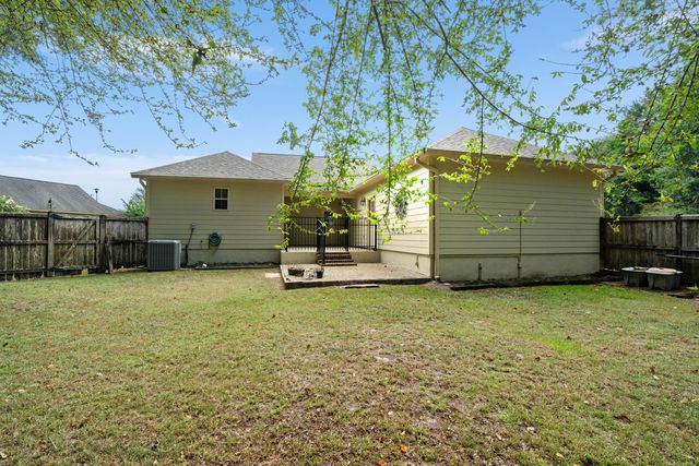 24 Fleur De Lis, Hattiesburg, MS 39402