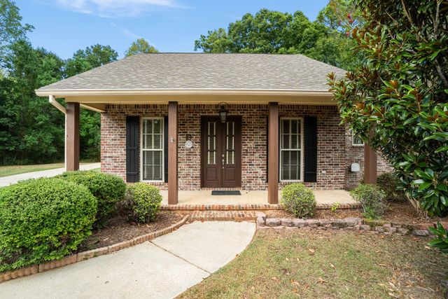 24 Fleur De Lis, Hattiesburg, MS 39402
