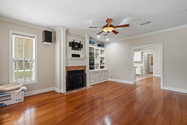 24 Fleur De Lis, Hattiesburg, MS 39402