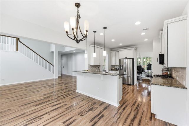 8485 Middle River Way, North Charleston, SC 29420