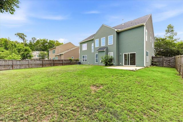8485 Middle River Way, North Charleston, SC 29420