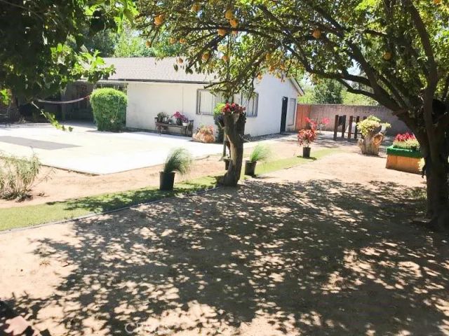 17033 Rayen, Northridge, CA 91325