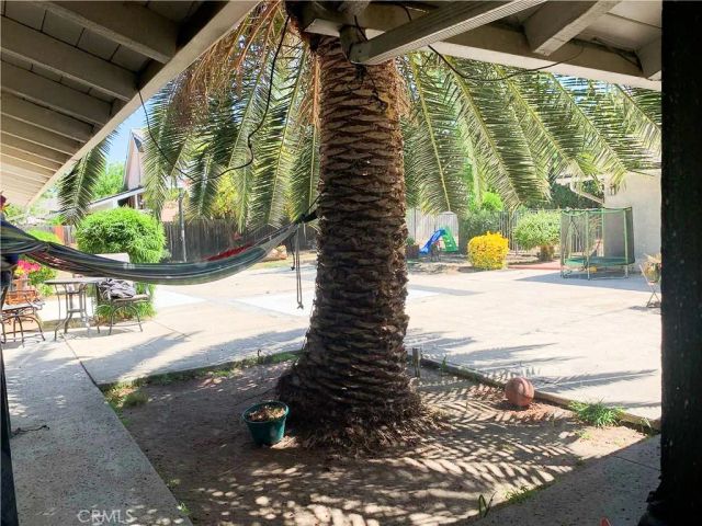 17033 Rayen, Northridge, CA 91325