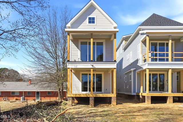 108c N Mason, Apex, NC 27502