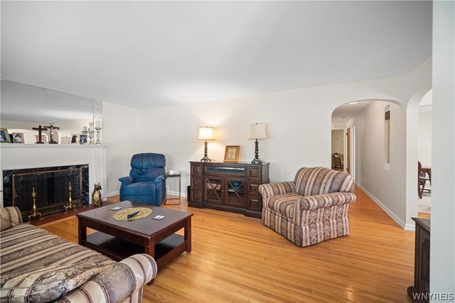 35 Calderwood Drive, Cheektowaga, NY 14215