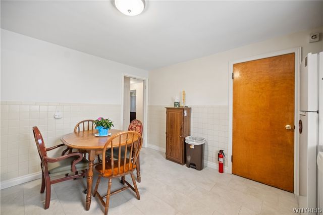 35 Calderwood Drive, Cheektowaga, NY 14215