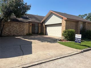 1723 Plumbwood Way, Houston, TX 77058