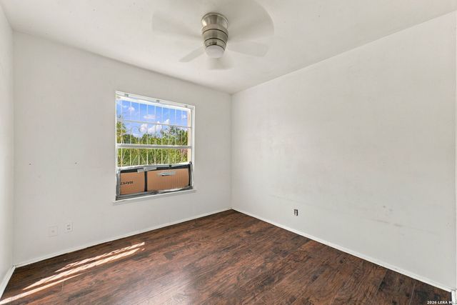 5703 Seacomber Pl, San Antonio, TX 78242