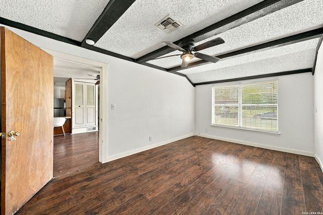 5703 Seacomber Pl, San Antonio, TX 78242