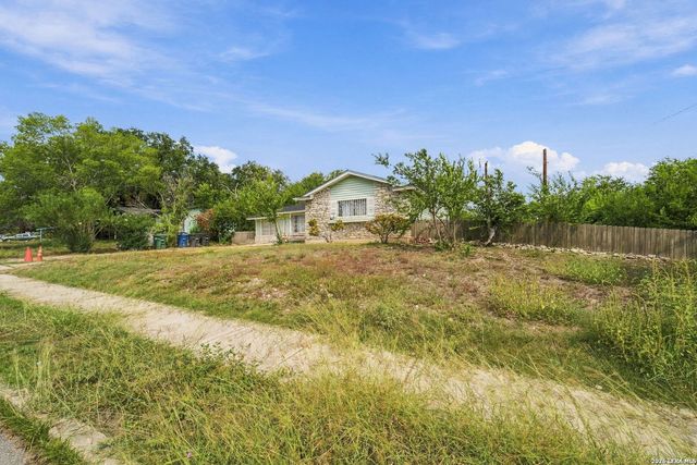 5703 Seacomber Pl, San Antonio, TX 78242