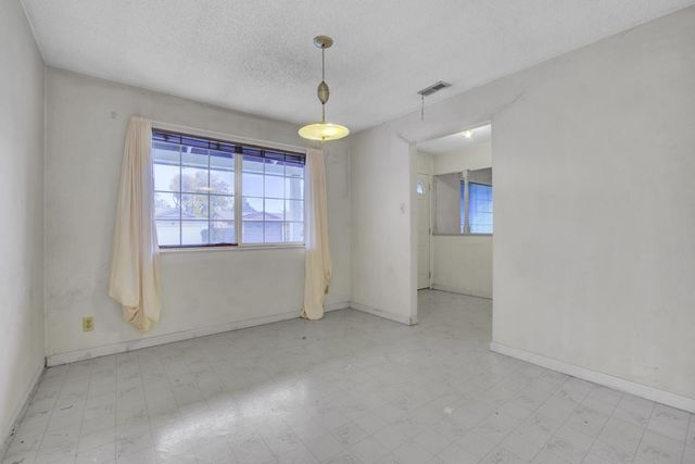 8734 Hermosa Court, Stockton, CA 95210