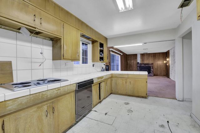 8734 Hermosa Court, Stockton, CA 95210