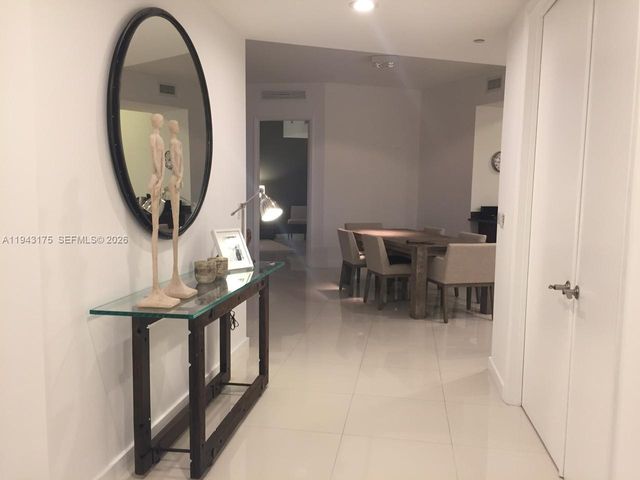 15811 Collins Ave 803, Sunny Isles Beach, FL 33160