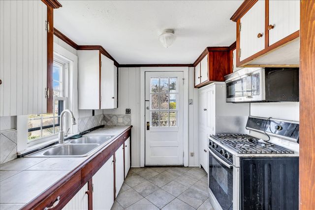 22 Southwinds Circle, Centerville, MA 02632