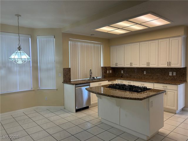 2920 Sunstone Street, Las Vegas, NV 89128