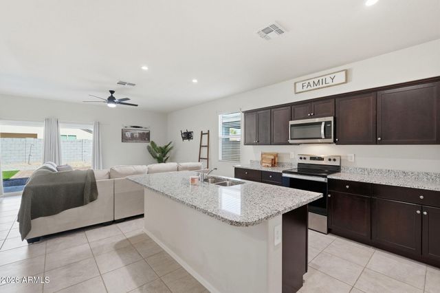 9458 E COTTON Road, Florence, AZ 85132